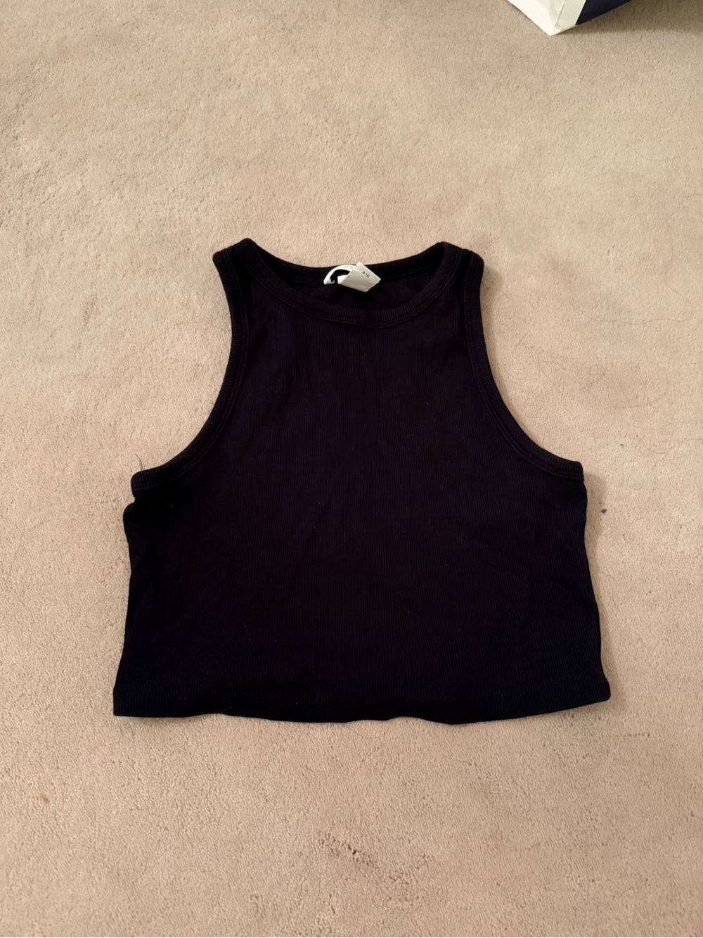 H&M Black Ribbed Cropped Tank Top 🖤 - Picture 4 of 8